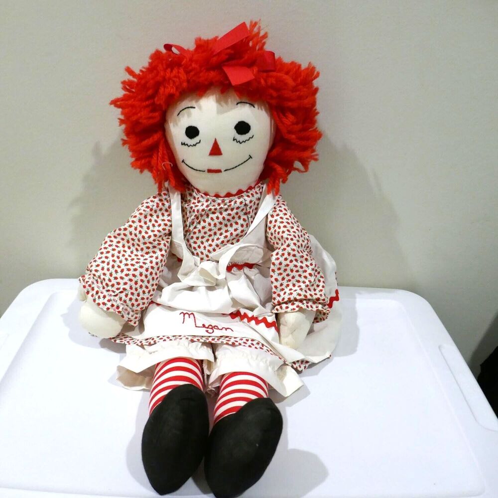 VINTAGE LARGE HANDMADE RAGGEDY ANN DOLL 21” TALL Strawberry Pattern Dress